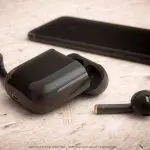 airpods jet black