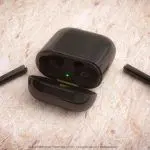 airpods jet black