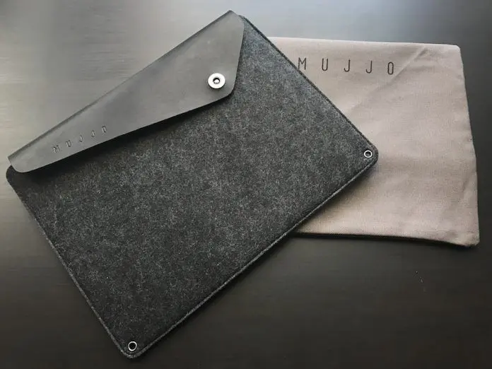 slevee mujjo macbook pro