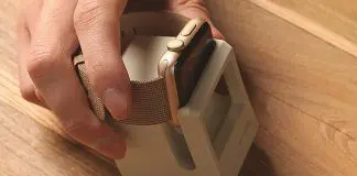 w3 stand apple watch