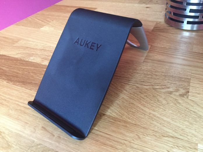 AUKEY Cargador Wireless Qi frontal AUKEY Cargador Wireless Qi frontal