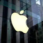 poner simbolo de Apple en iPhone iPad Mac