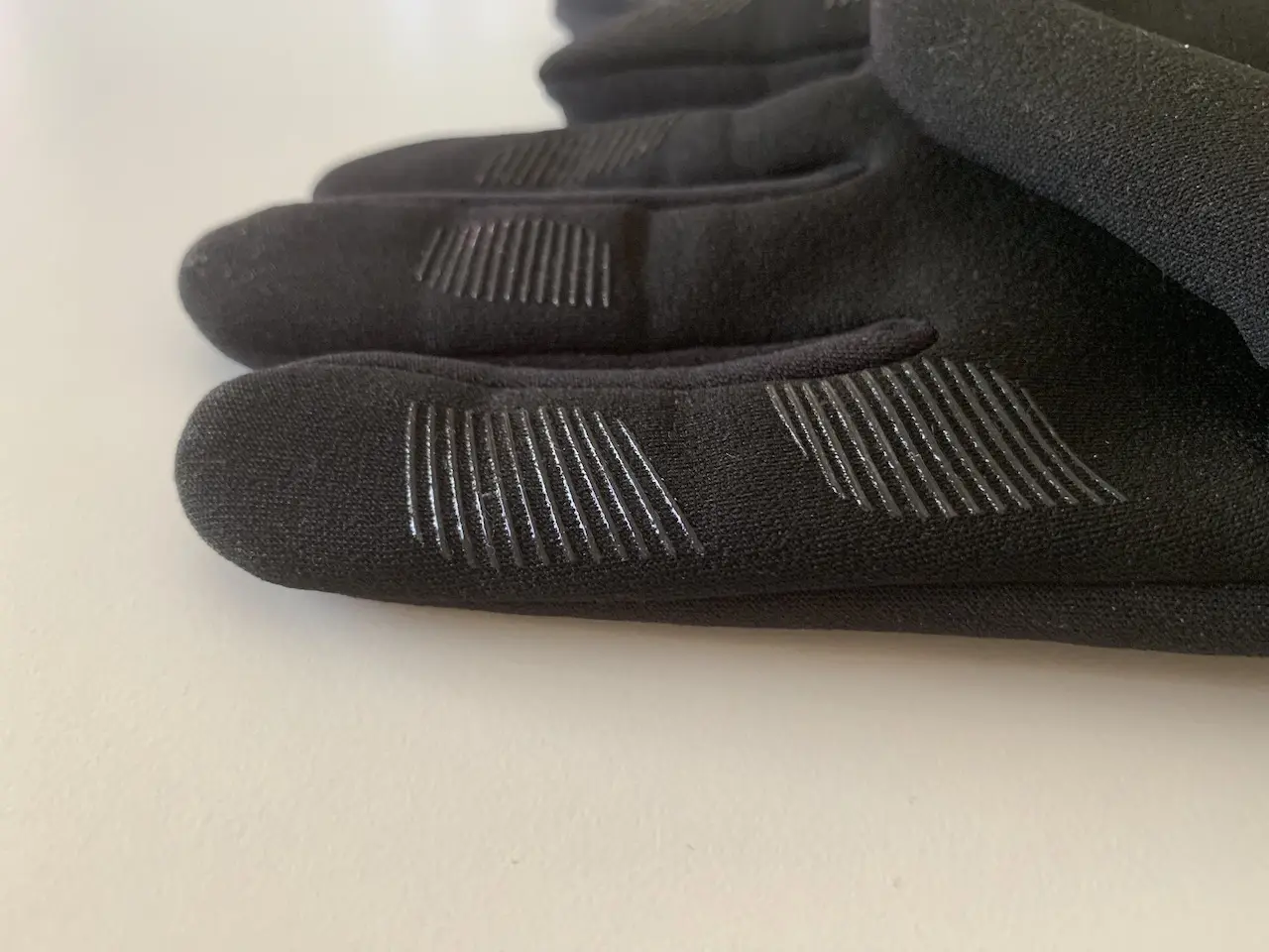guantes all new mujjo detalle