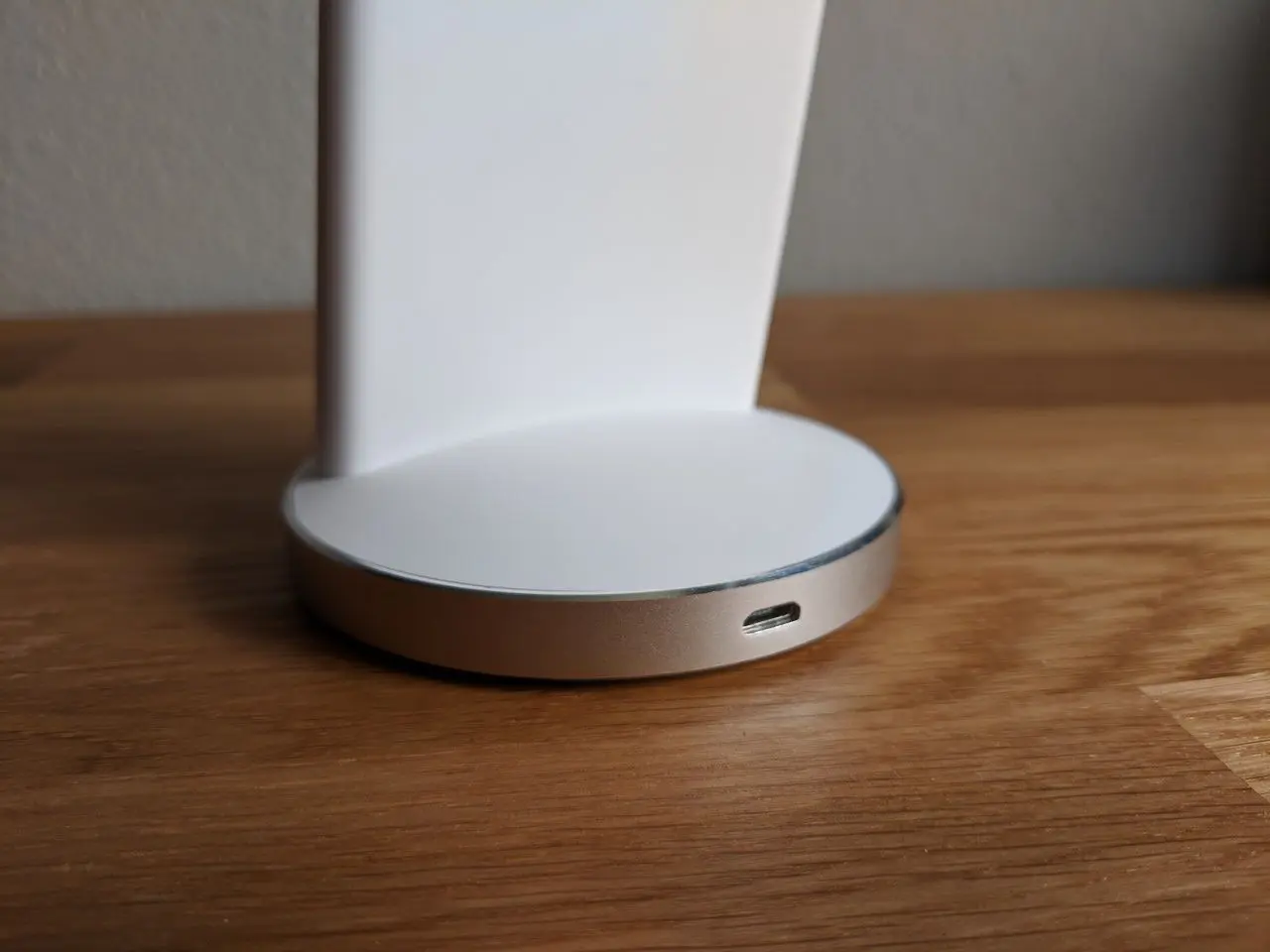 Wireless Fast Charger de Cellularline microusb