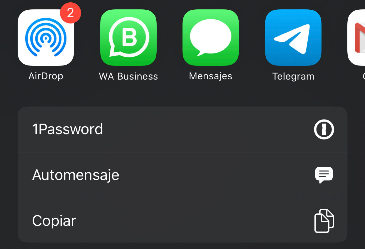 Compartir vía WhatsApp con “Copiar” en iPhone