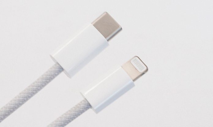 iPhone 12 cable lightning trenzado